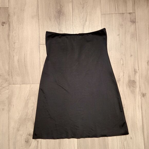 SPANX  Shapewear Stomache And Bottom Support  Dress Black Size M - Picture 1 of 5